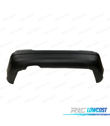 PARA-CHOQUE TRASEIRO MERCEDES CLASE C W203 SEDAN 01-07 LOOK C32 AMG