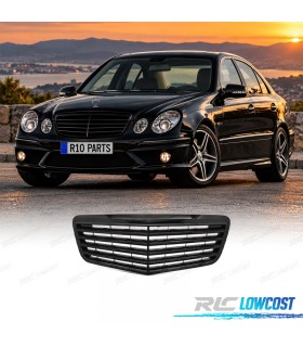 GRELHA MERCEDES CLASSE E W211 06-09 LOOK AMG PRETA