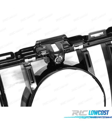 GRELHA MERCEDES CLASSE C W205 18-21 LOOK GTR PRETO BRILHANTE
