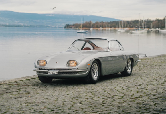 Lamborghini 350 GT: voltando para casa 60 anos depois